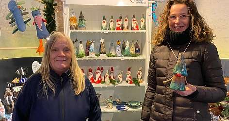 22 12 08 14 35 28 9495